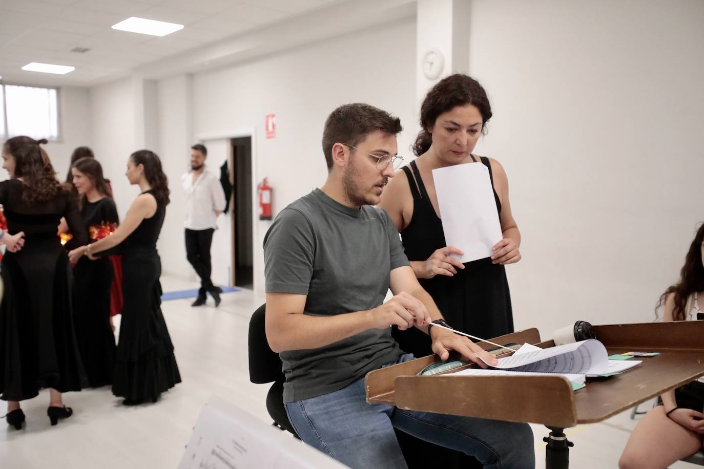 &#039;El amor brujo&#039; a cargo de la Orquesta de la Universidad de Valladolid y del Ballet Español