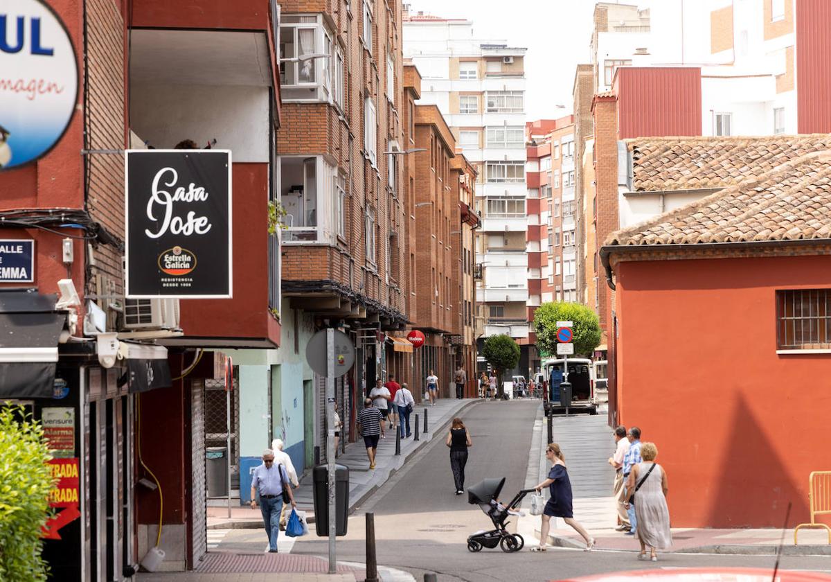 Un paseo en imágenes por la calle Santa Lucía