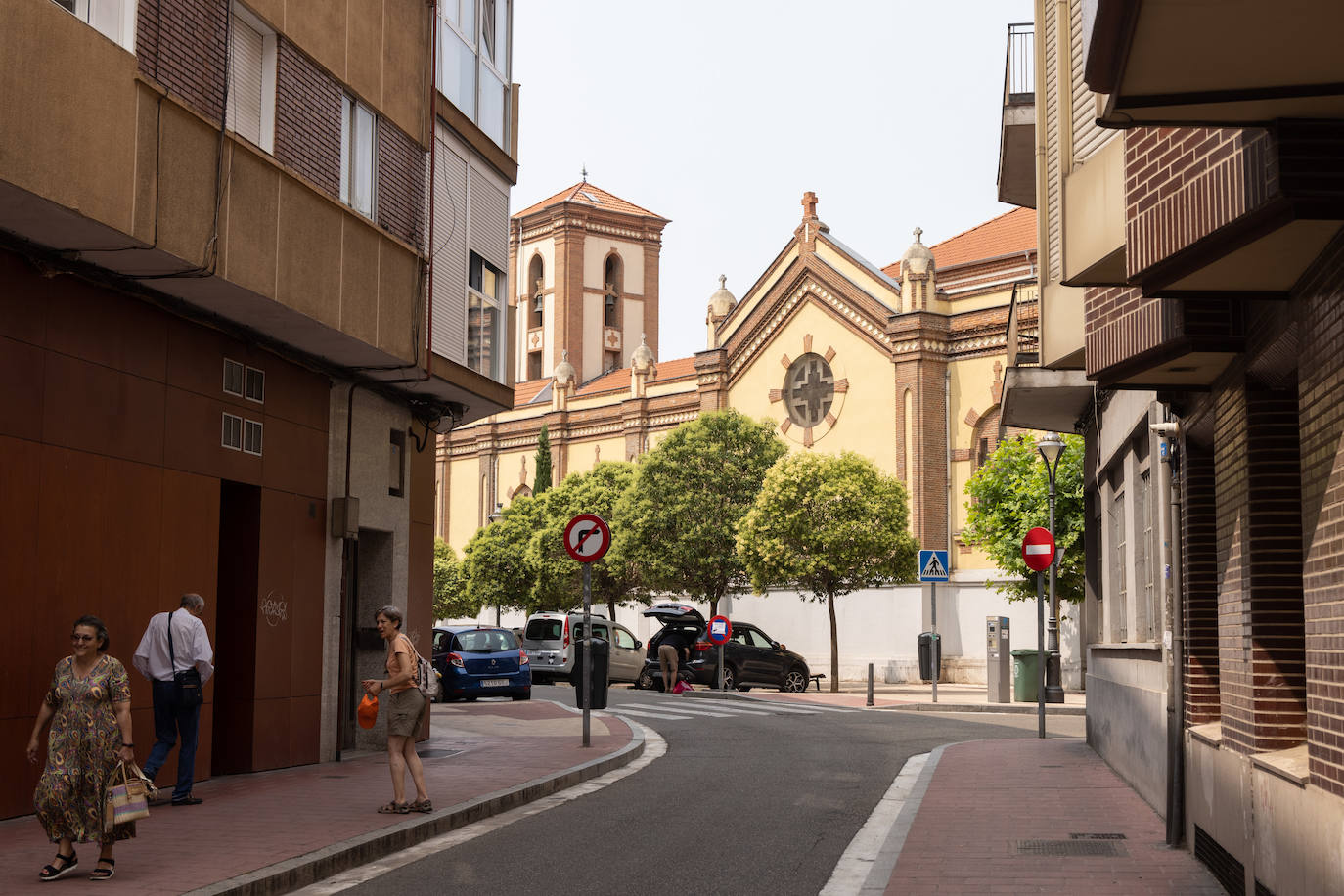 Un paseo en imágenes por la calle Santa Lucía