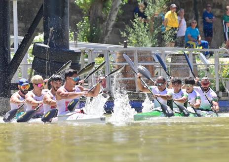 Imagen secundaria 1 - 1. Pelea entre las españolas y las checas. 2. Lucha entre los castellano-leoneses y los andaluces. 3. Disputa entre extremeñas, andaluzas y castellano-leonesas.