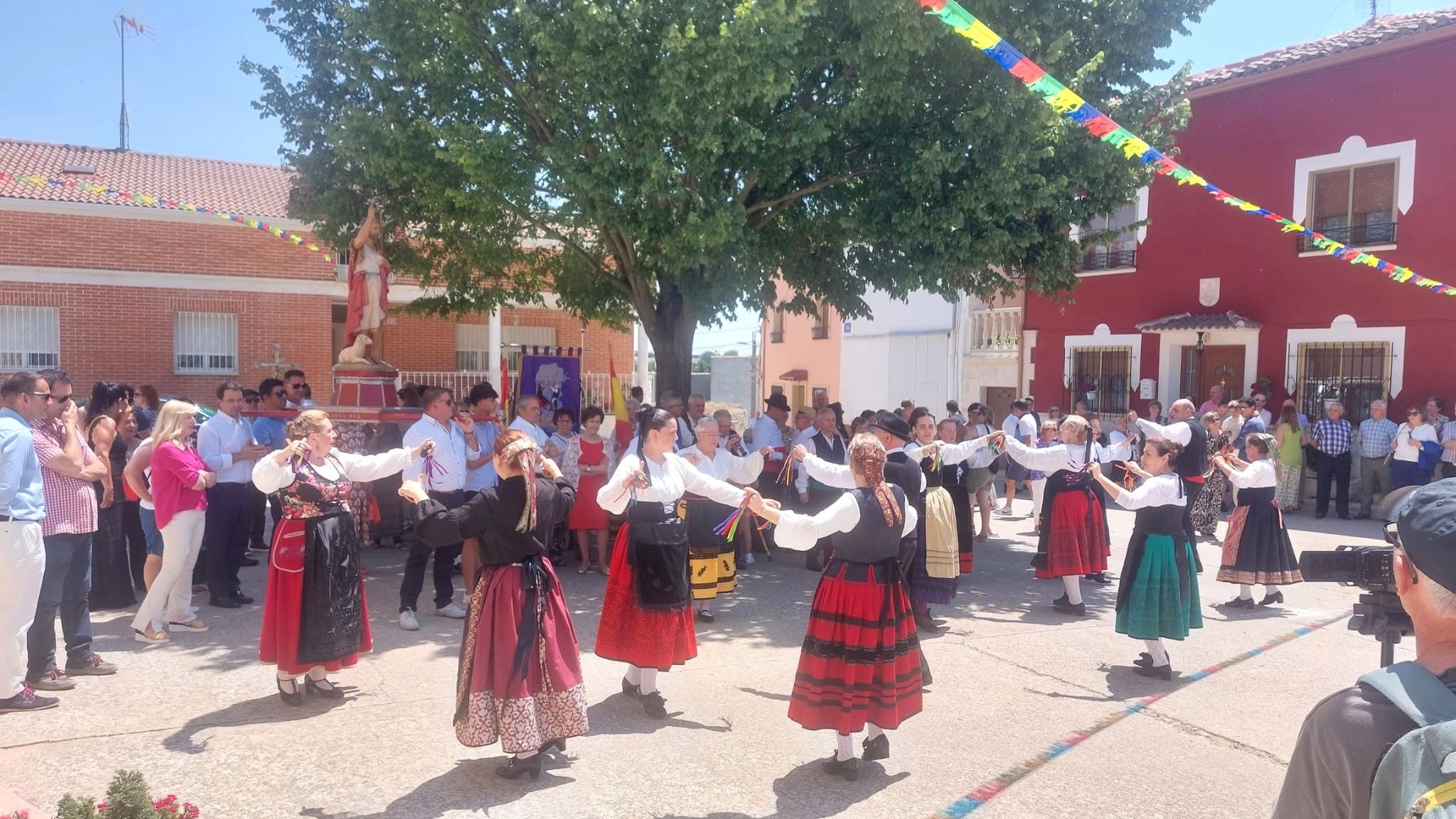 Hérmedes de Cerrato vibra con San Juan