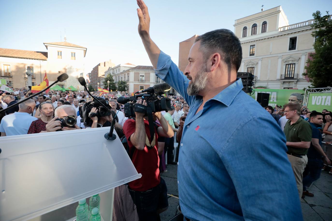 Santiago Abascal visita Valladolid en plena campaña electoral