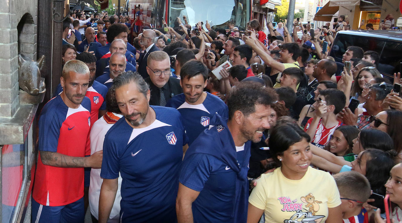 El Atlético de Madrid visita Segovia