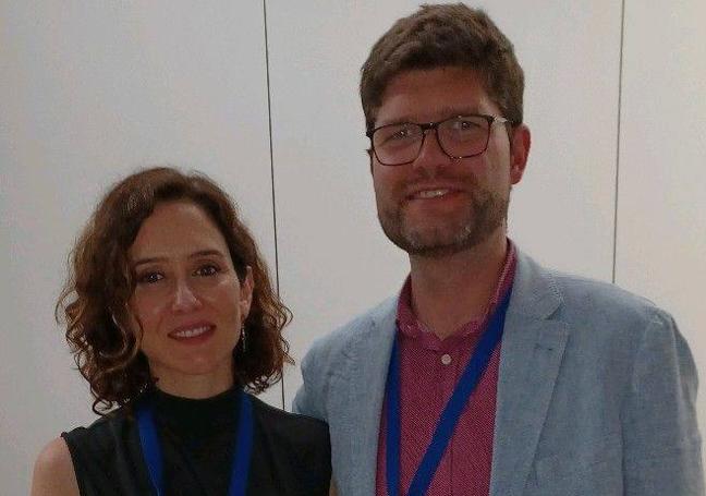 Daniel Rodríguez con Isabel Díaz Ayuso, en un acto del PP madrileño, en una imagen publicada en redes sociales.