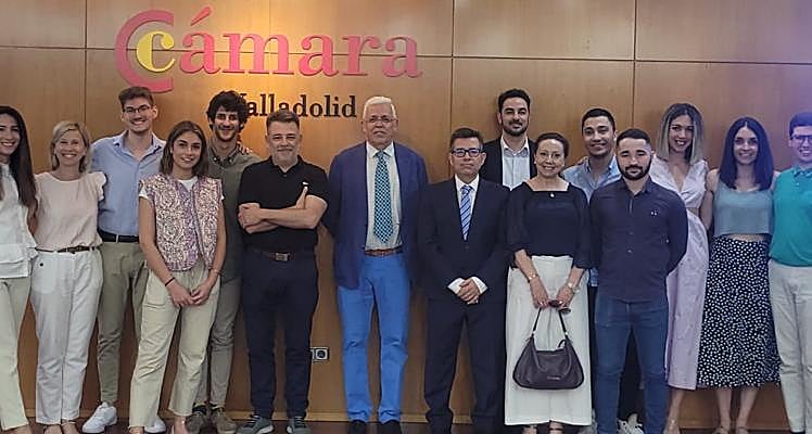 22º promoción del máster en Dirección y Gestión de RRHH y Desarrollo Persona de la Escuela de Negocios.