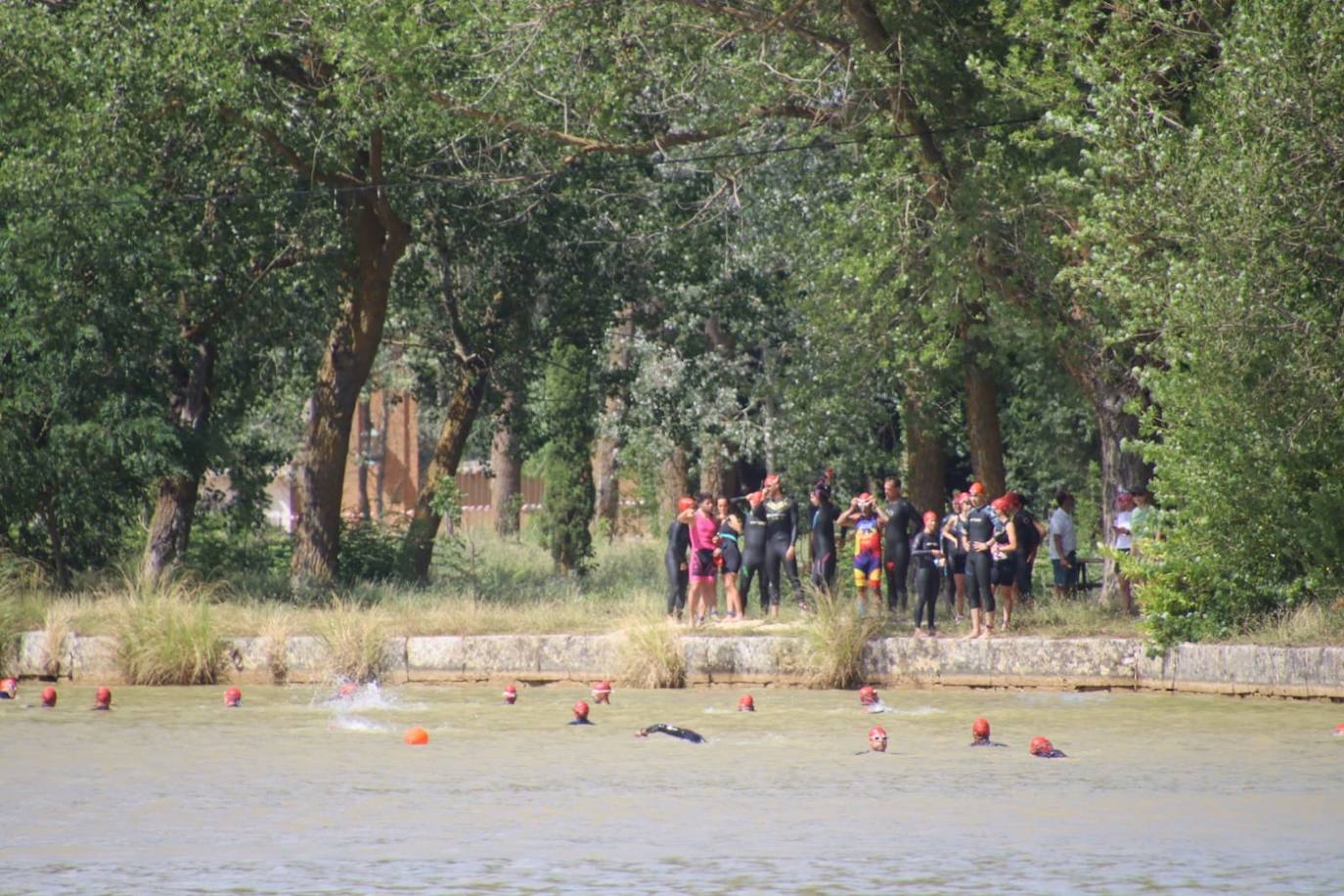 Medina de Rioseco celebra el Triatlón Canal de Castilla