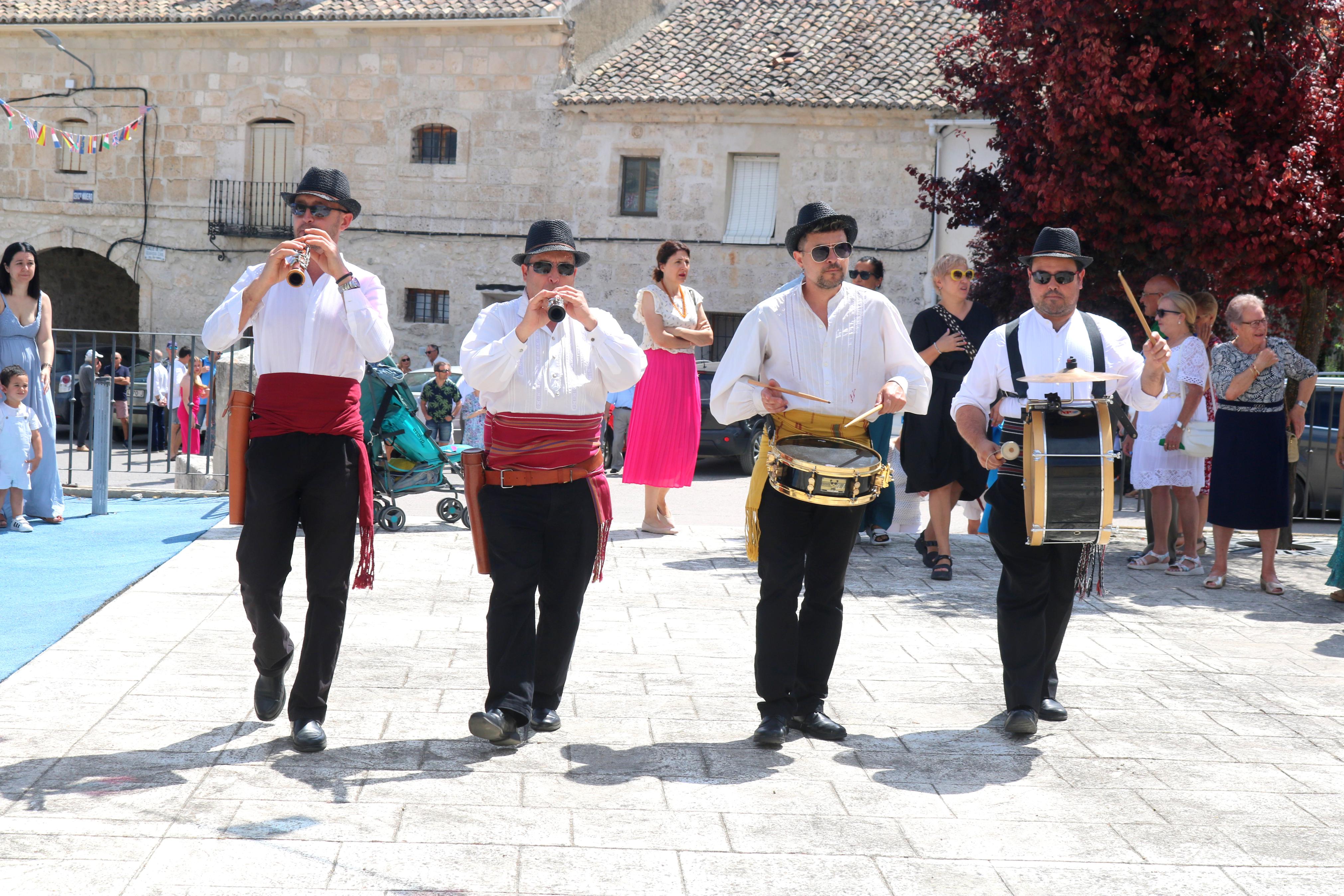 Cevico Navero se rinde a la Virgen del Carmen