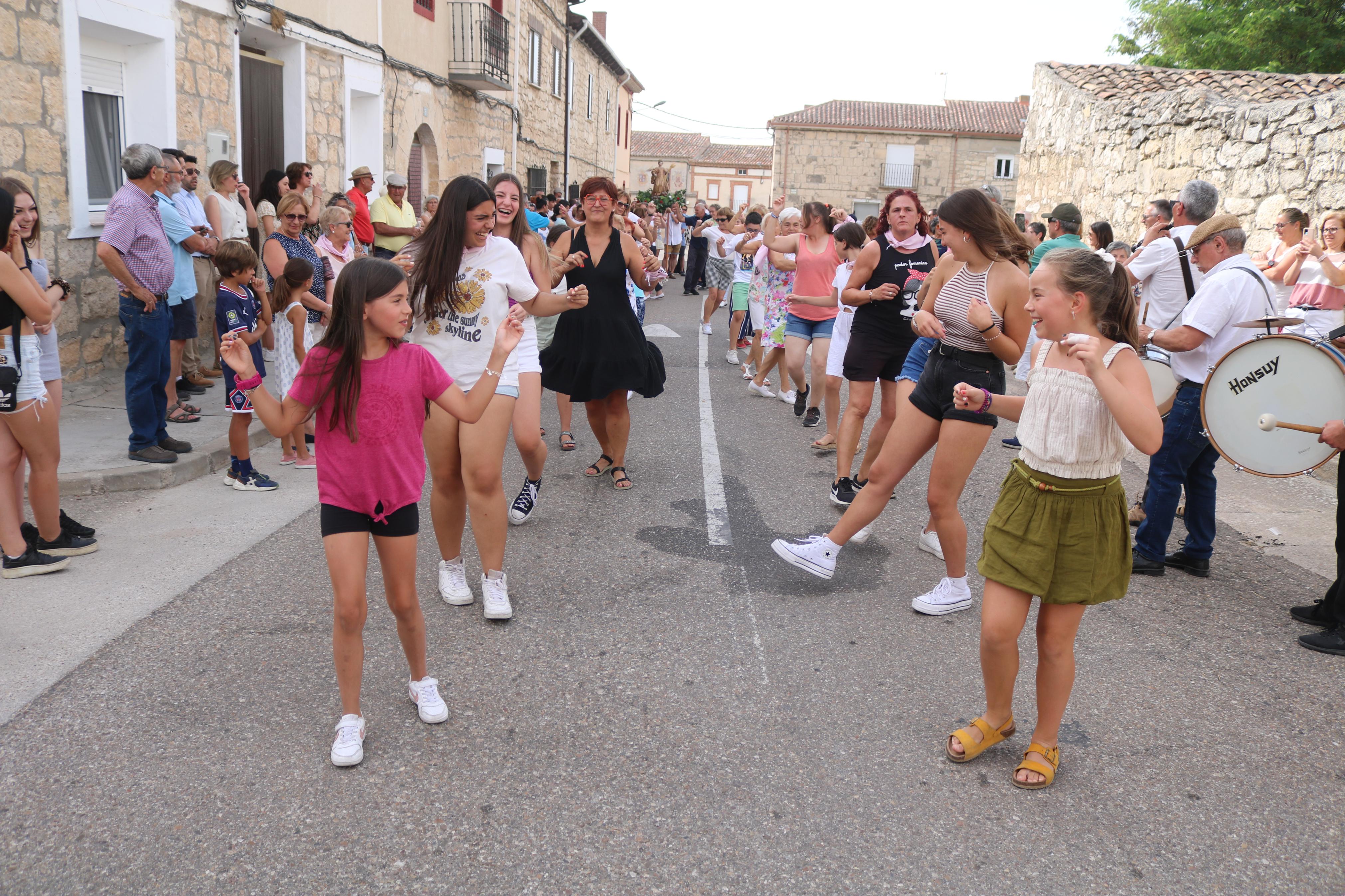 Villahán se rinde a Santa Marina