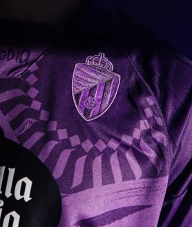 Imagen secundaria 2 - Detalles de la segunda equipación del Real Valladolid.