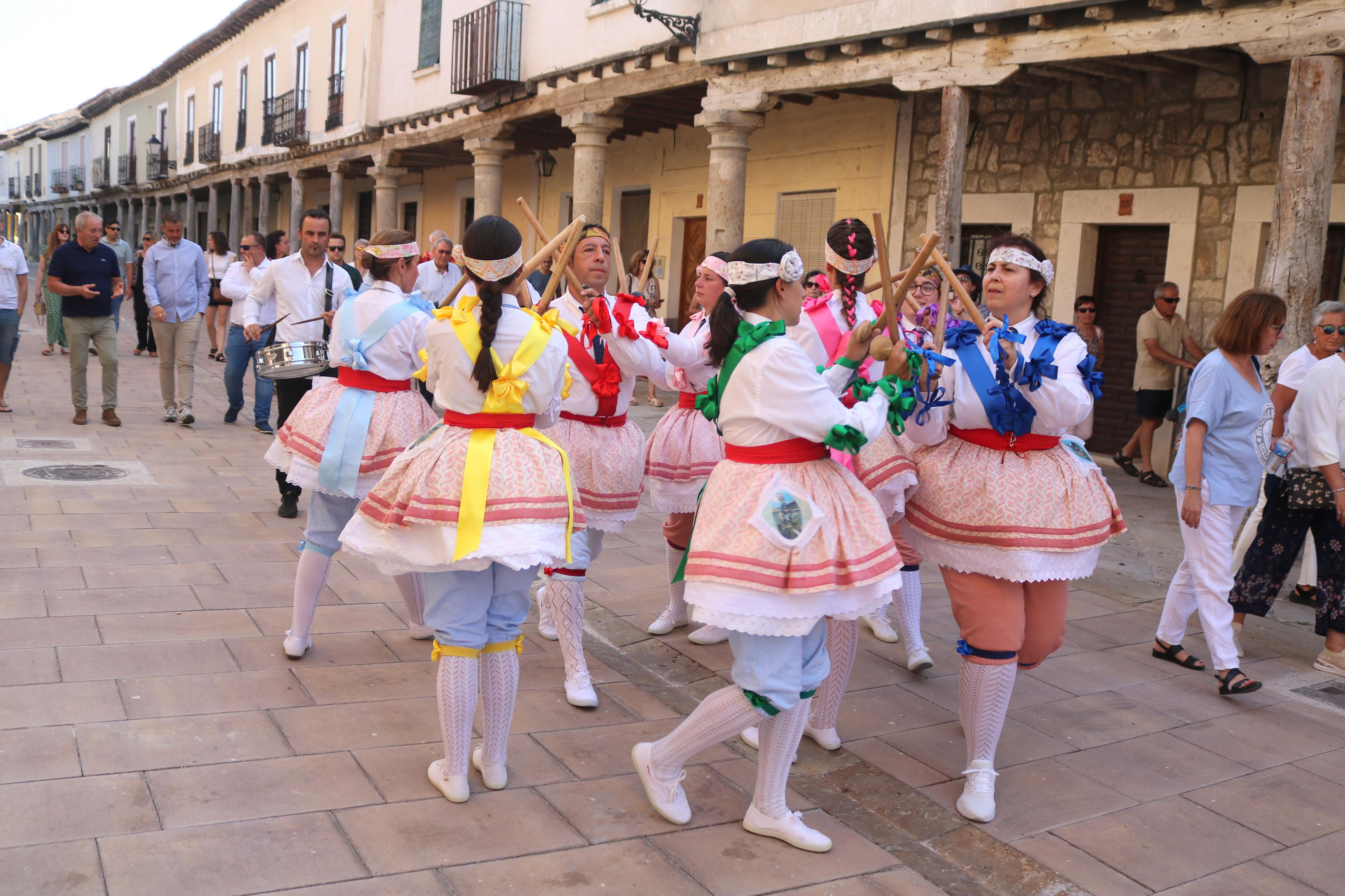 Cita con la Danza y el Paloteo en Ampudia