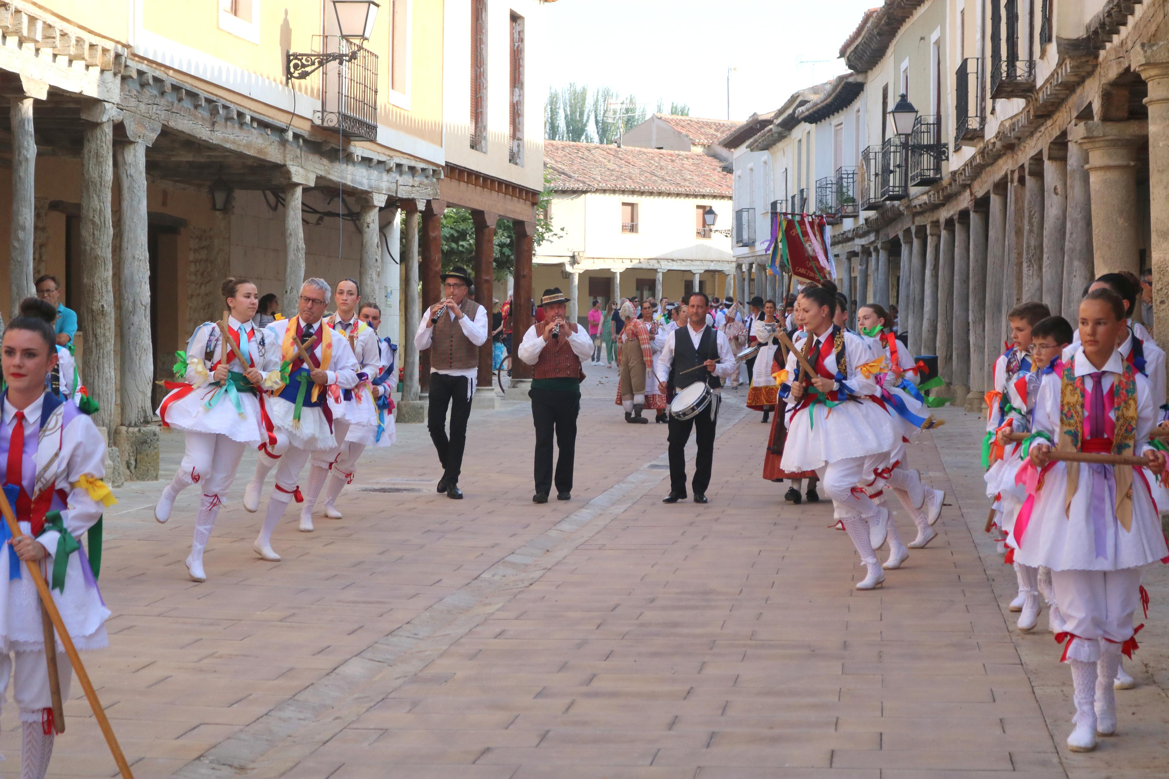 Cita con la Danza y el Paloteo en Ampudia