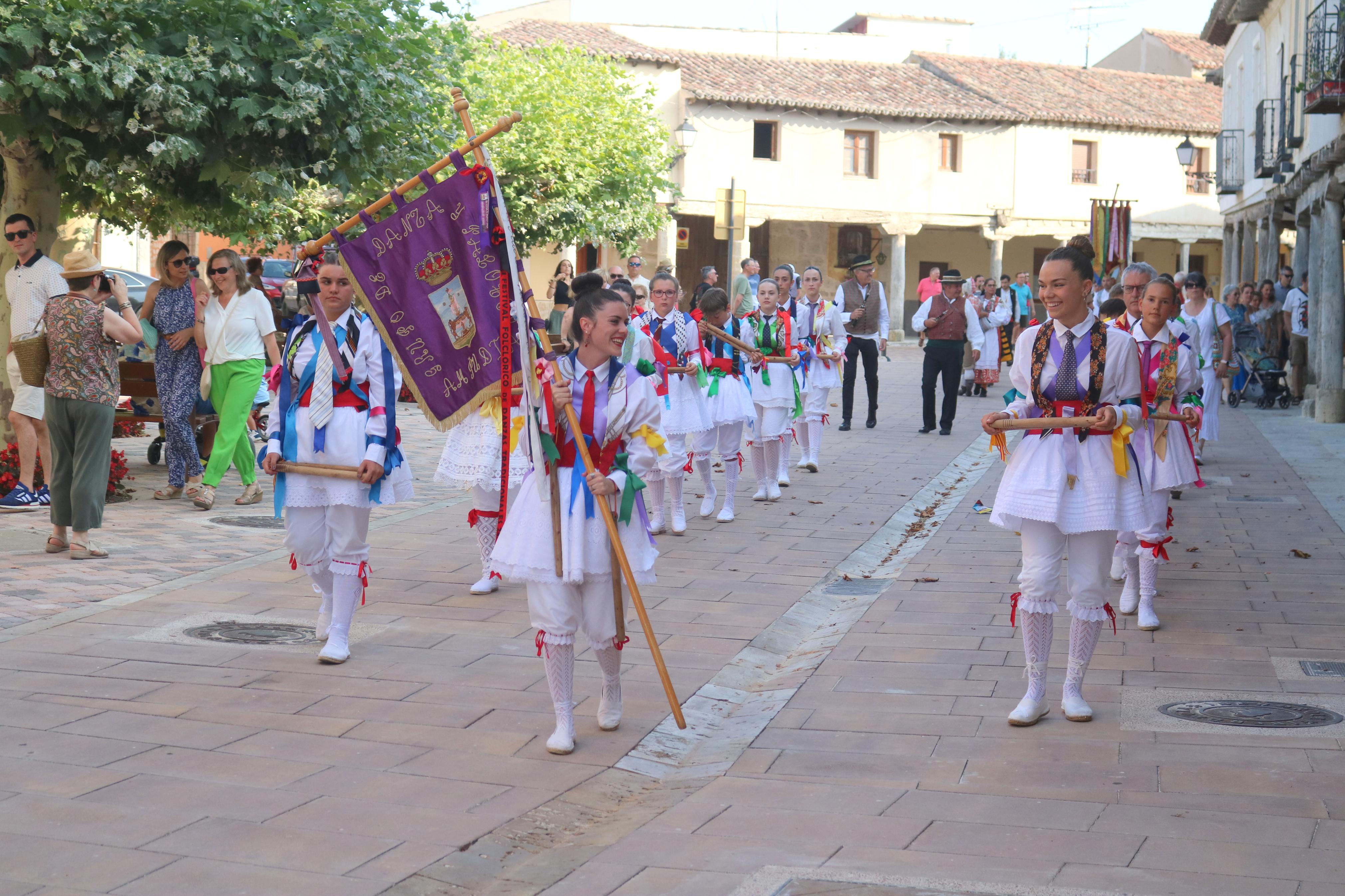 Cita con la Danza y el Paloteo en Ampudia