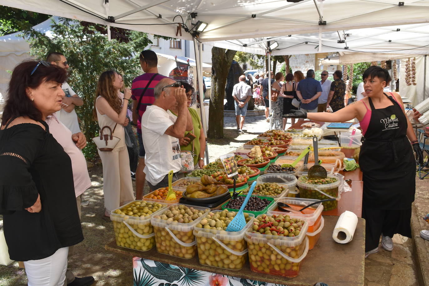 Éxito de la Feria de Artesanía y Productos de la Montaña Palentina en Cervera