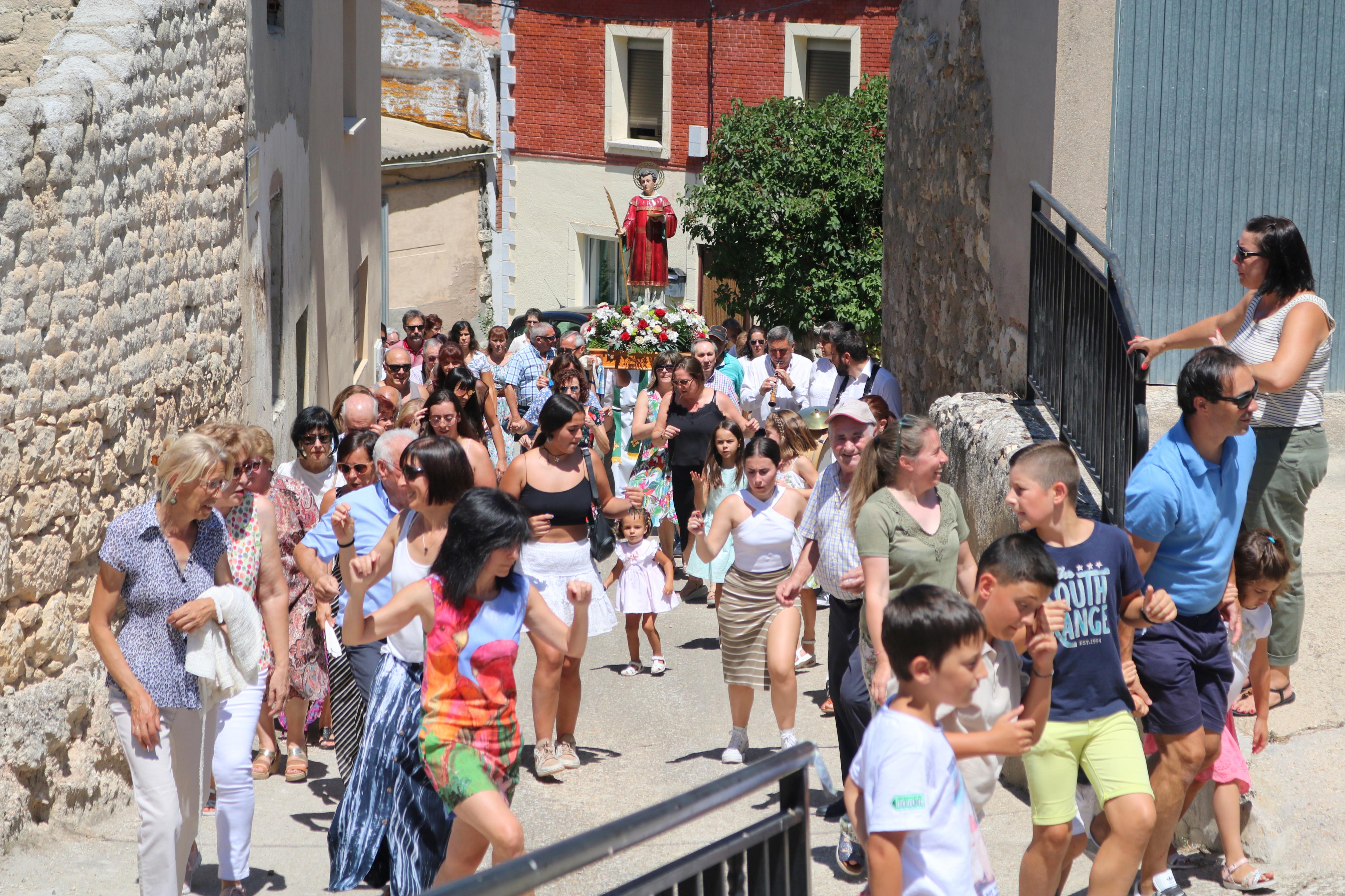 Cobos de Cerrato, fiel a San Román