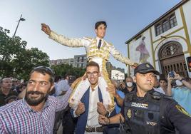 Juan Diosleguarde sale por la puerta grande en Santander.