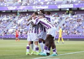 La victoria del Real Valladolid ante el Rayo Vallecano, en imágenes