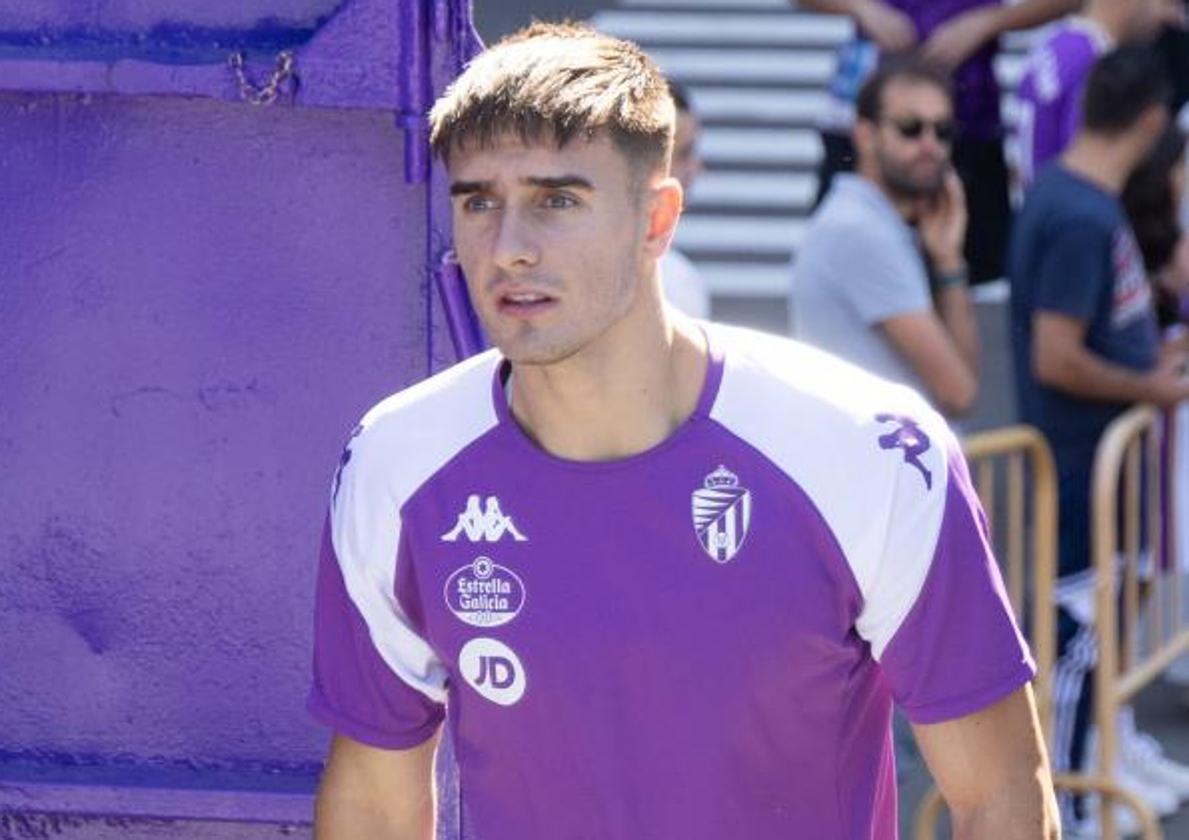 Iván Fresneda, antes del inicio del entrenamiento del Real Valladolid el pasado 31 de julio.