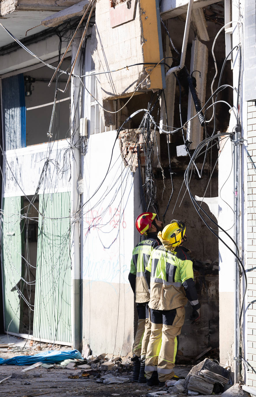 En imágenes el análisis de los bomberos en el edificio de la calle Goya