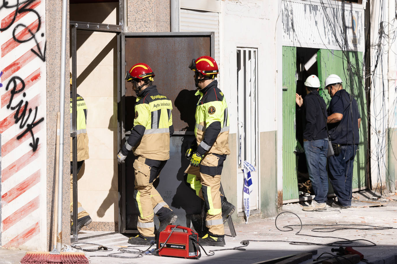 En imágenes el análisis de los bomberos en el edificio de la calle Goya