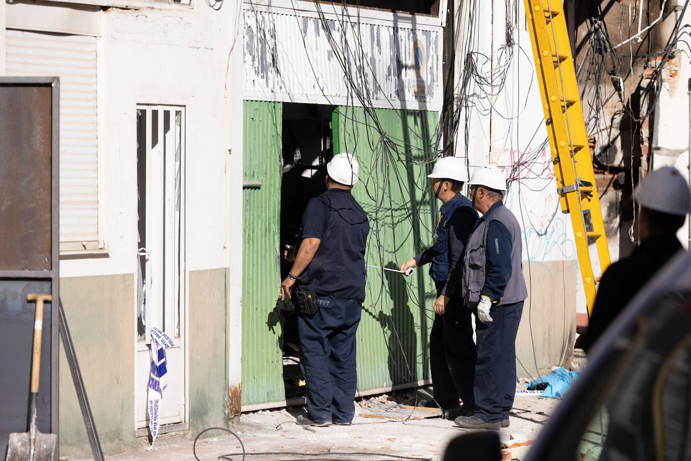 En imágenes el análisis de los bomberos en el edificio de la calle Goya