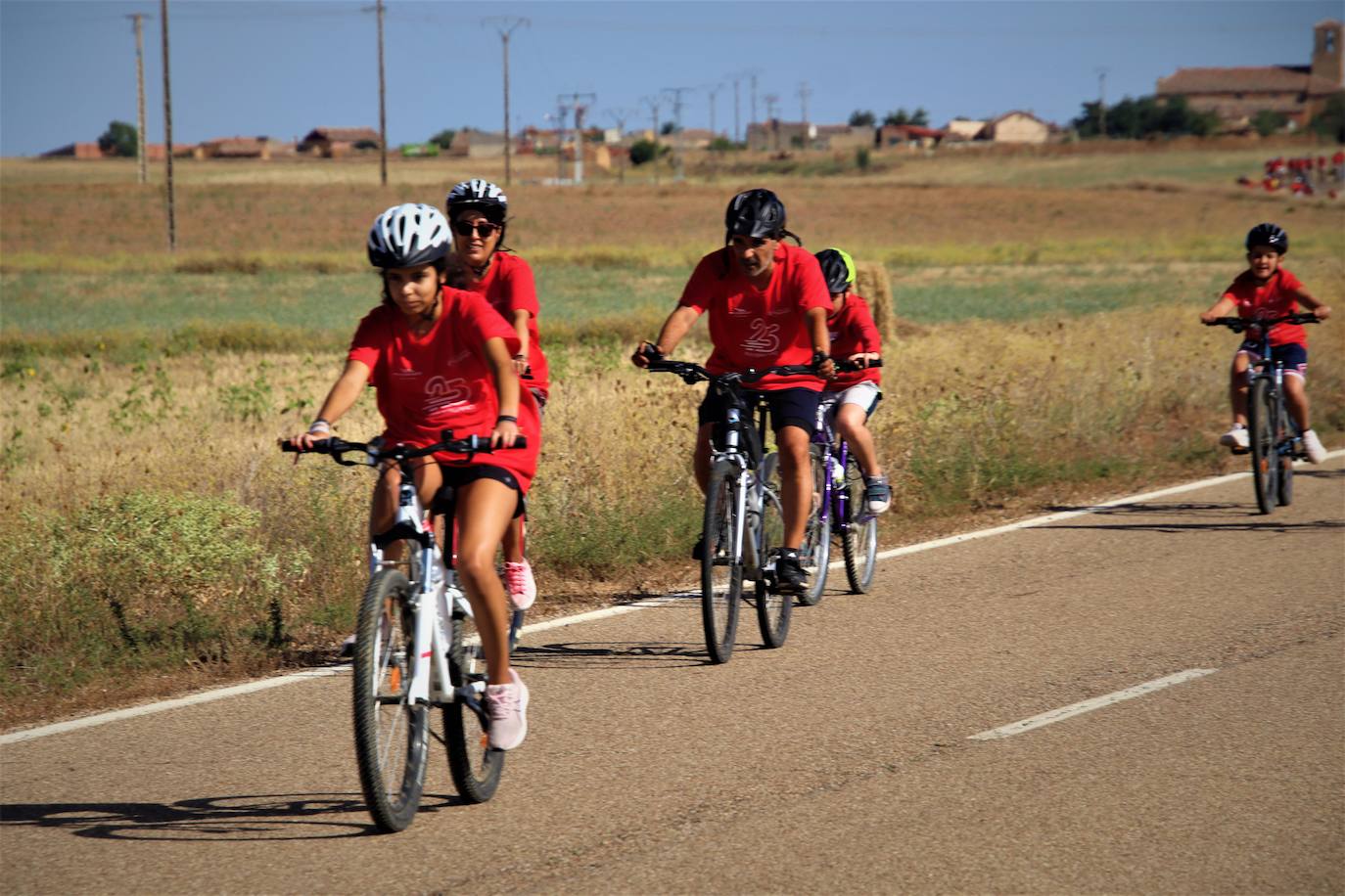 Tordehumos celebra la 25 edición de su marcha cicloturista (2/3)