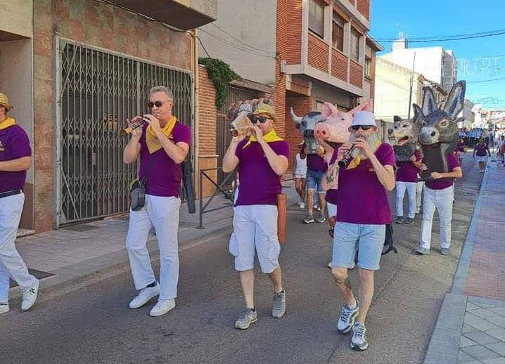 El primer día de las fiestas populares de agosto de Íscar, en imágenes (1/2)