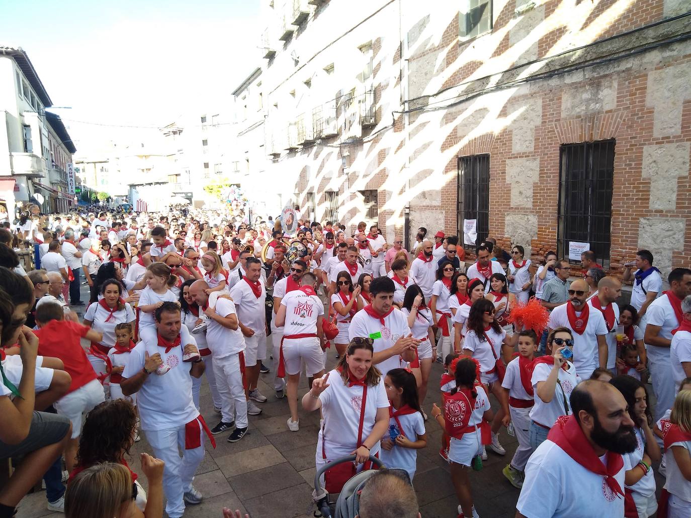 Valladolid El Primer Día De Las Fiestas Populares De Agosto De Íscar