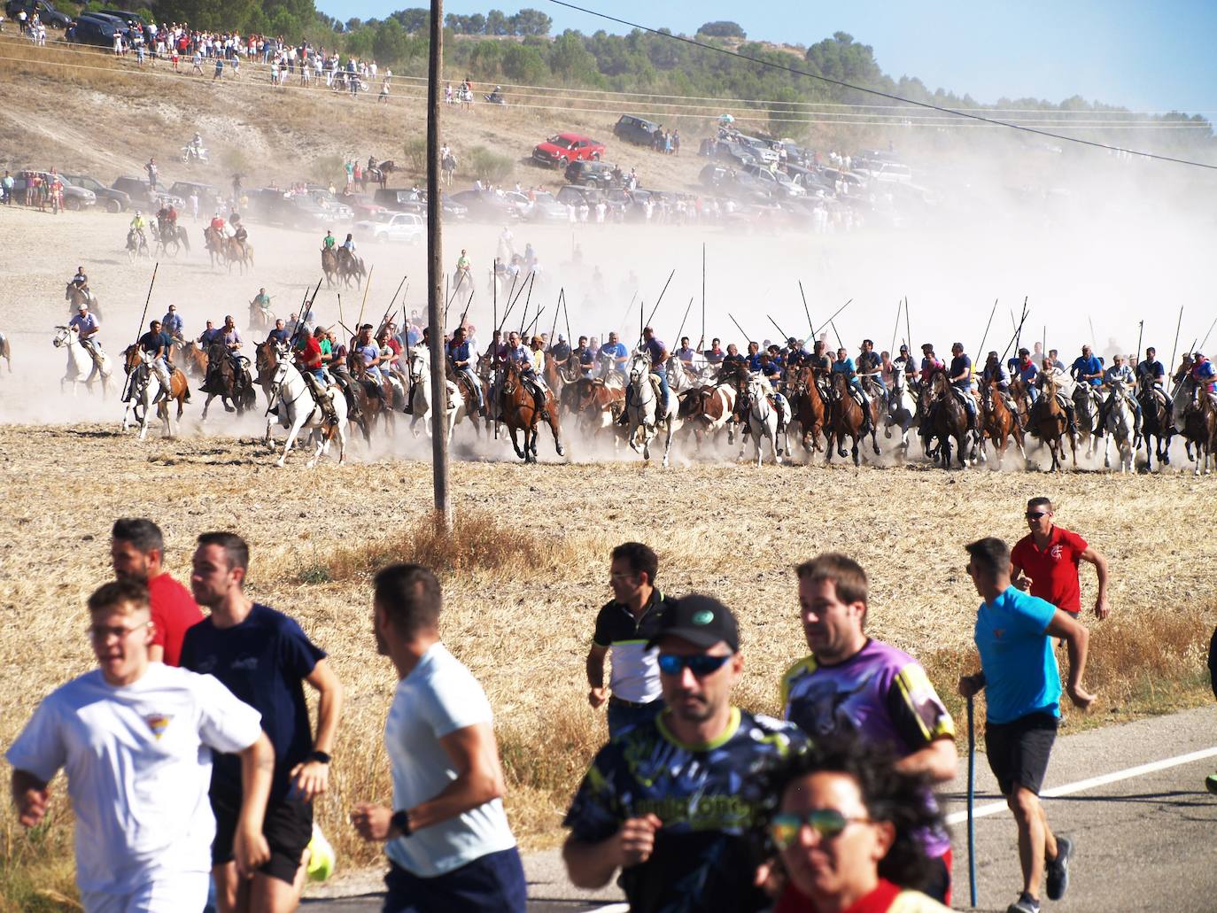 El encierro mixto de Íscar, en imágenes