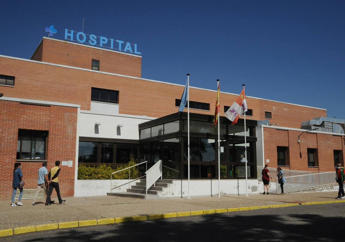 El Hospital de Medina garantiza a alcaldes el mantenimiento e incremento de sus especialidades