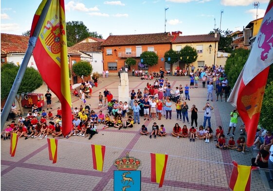 La peñas de Cervatos durante las fiestas.