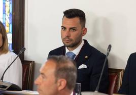 Roberto Migallón durante un pleno