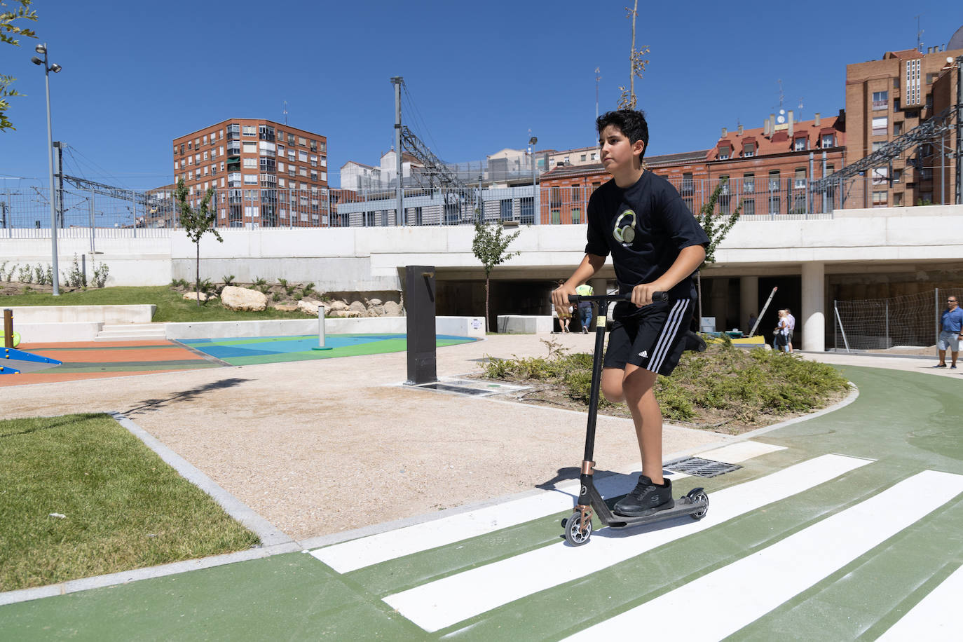 Apertura del paso peatonal bajo las vías entre Delicias y Panaderos