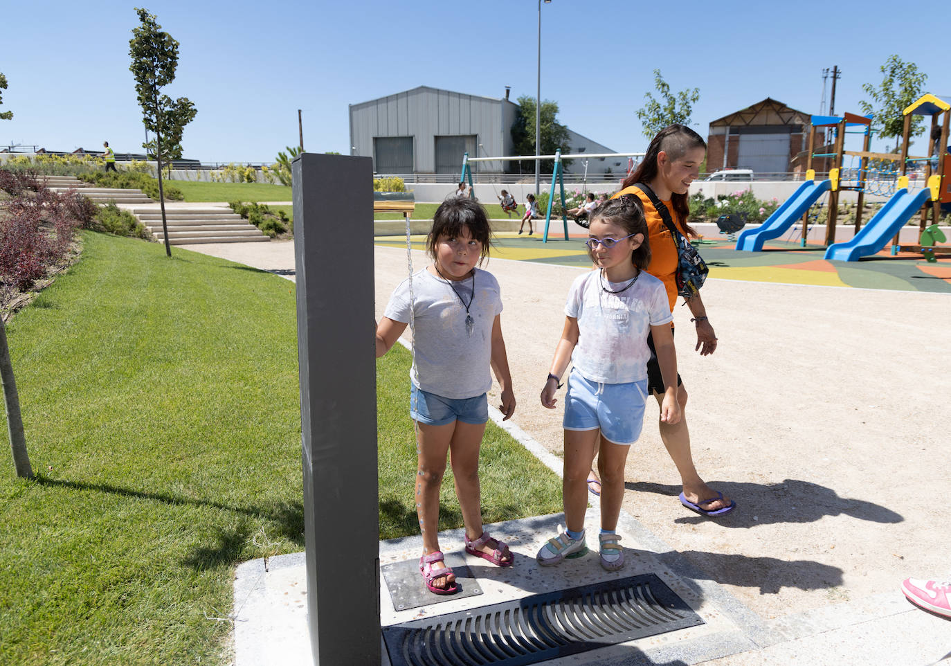 Apertura del paso peatonal bajo las vías entre Delicias y Panaderos