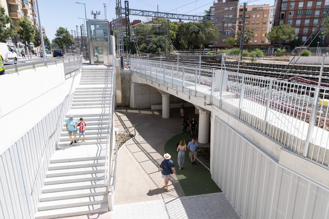 Apertura del paso peatonal bajo las vías entre Delicias y Panaderos