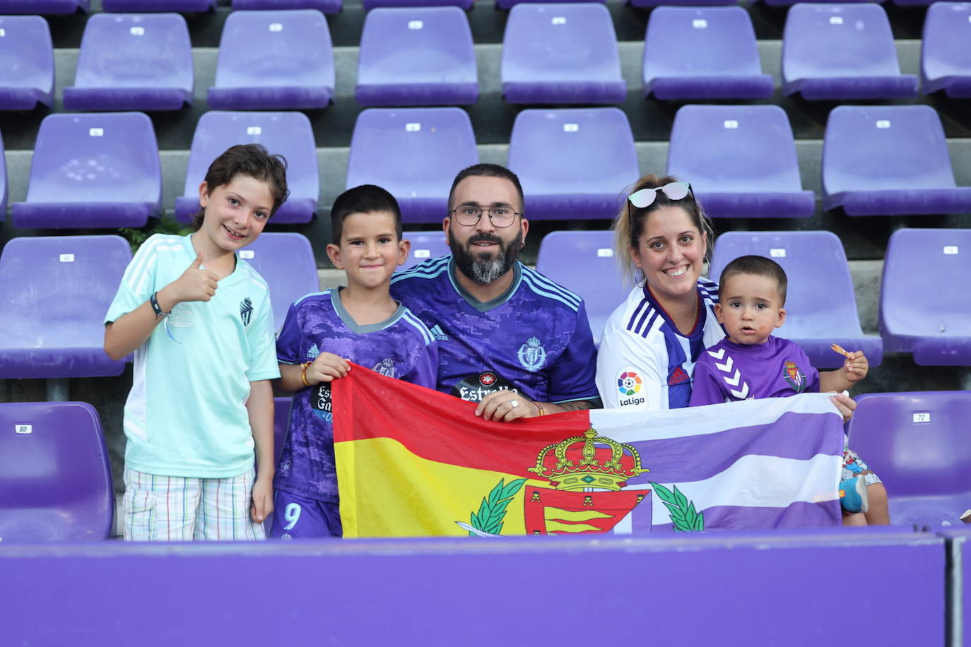 Búscate en la grada del José Zorrilla (1 de 4)