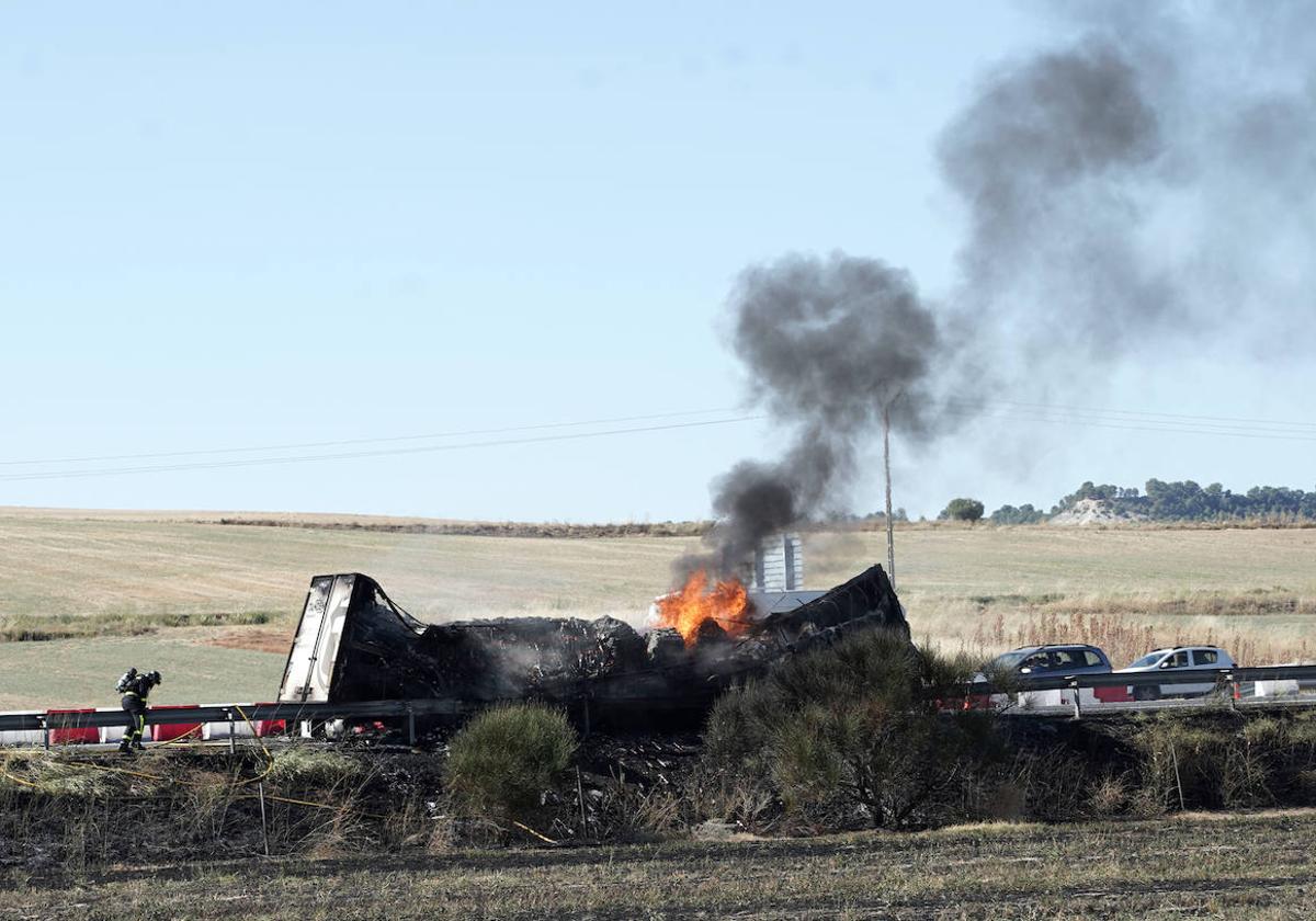 Incendio del vehículo que circulaba por la A-62.