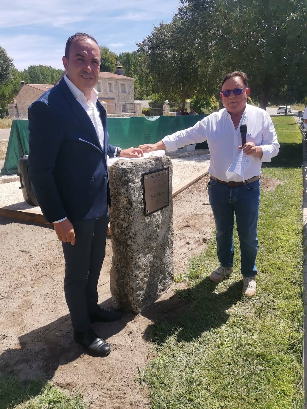 Víctor Alonso, vicepresidente de la Diputación y José Luis Álvarez, alcalde de Wamba