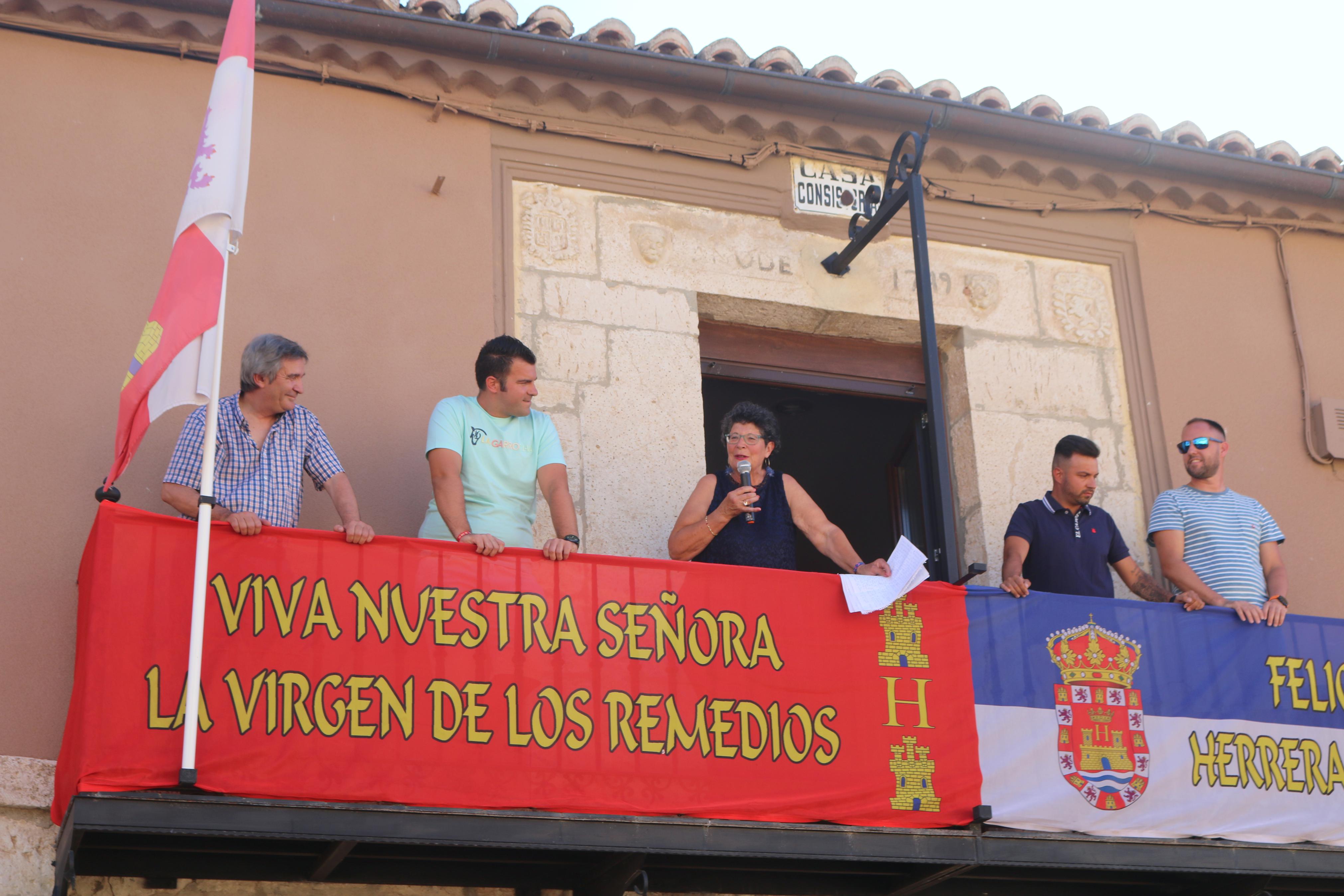 Herrera de Valdecañas se rinde a la Virgen de los Remedios