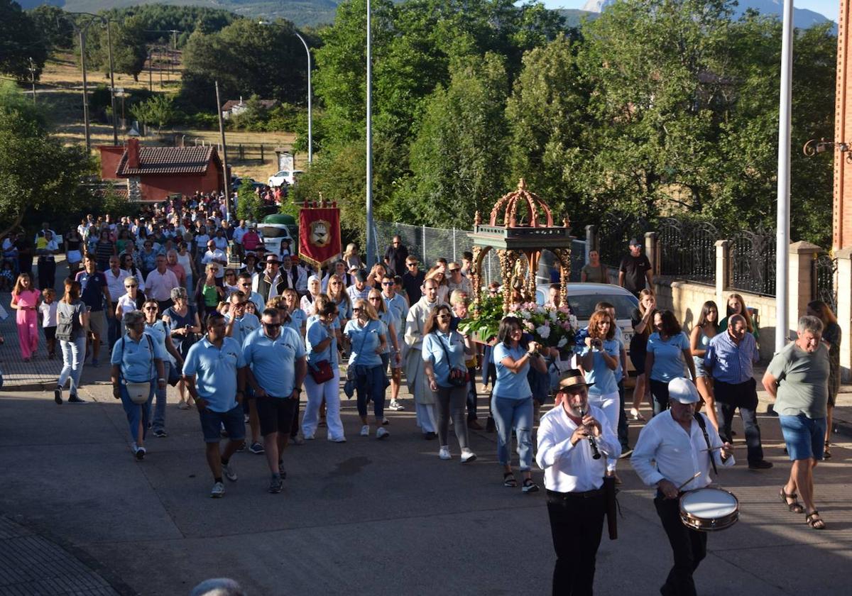 Arrancan las Fiestas de Nuestra Señora de Areños de Velilla del Río Carrión