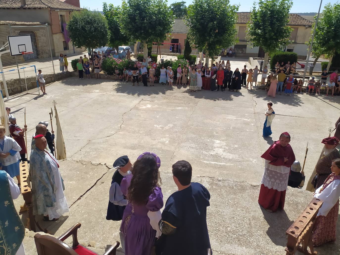 En imágenes, las bodas de Doña Mencía en Tordehumos