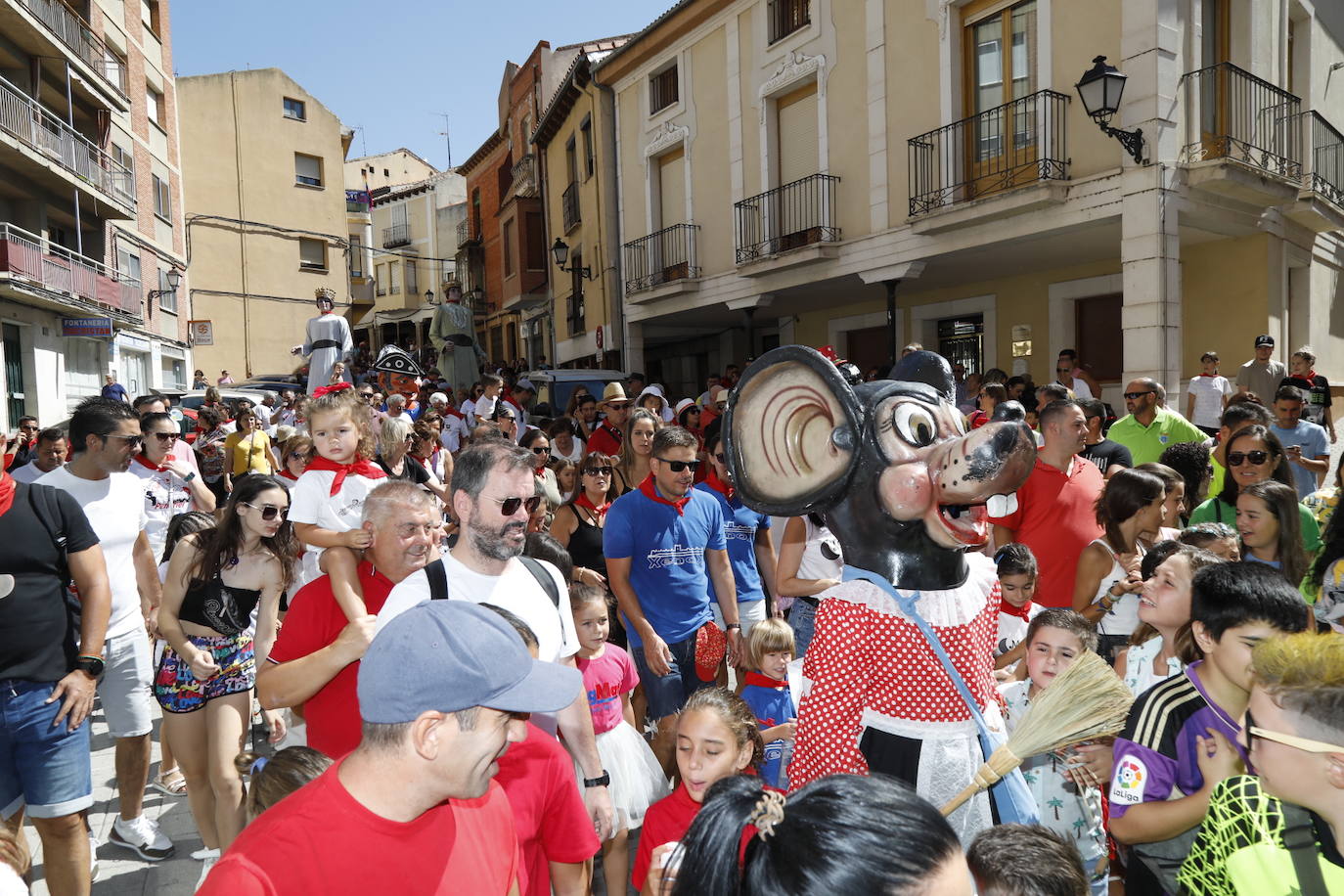 En imágenes, el comienzo de las fiestas de Peñafiel