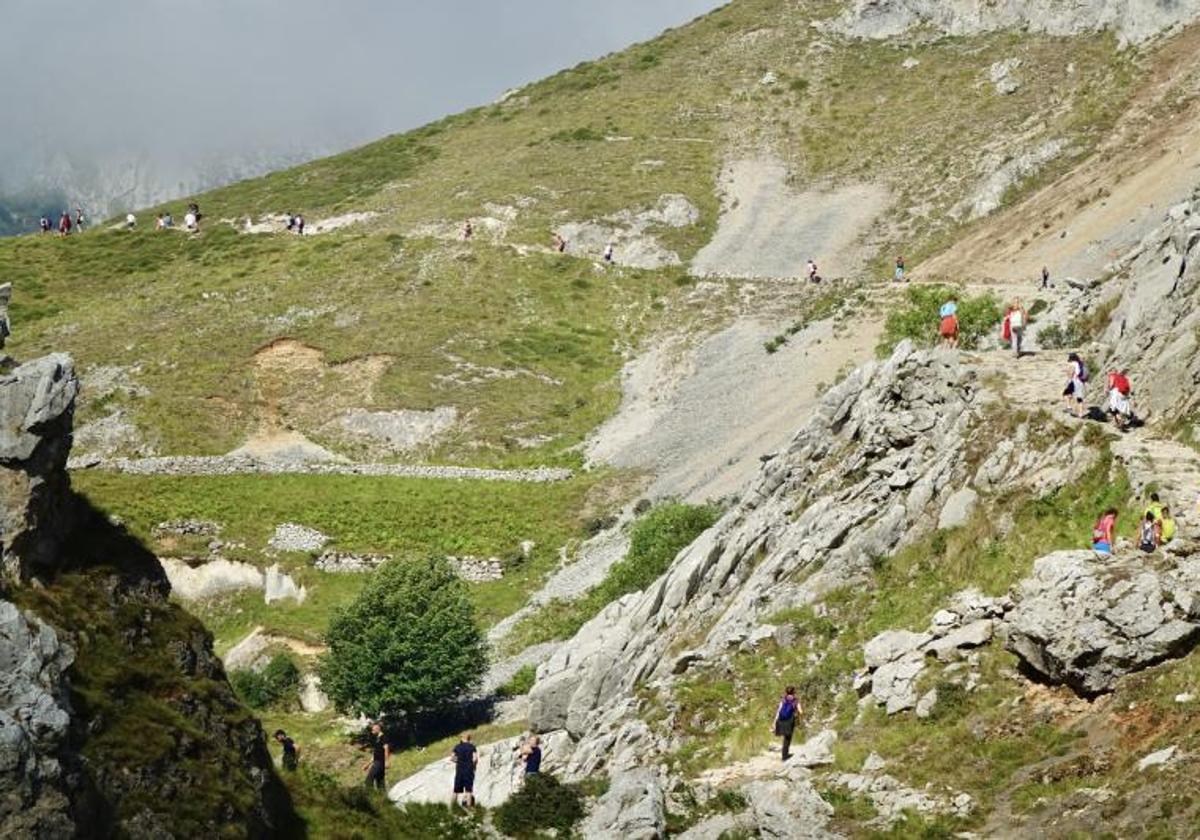 Ruta del Cares que une Caín con Poncebos.