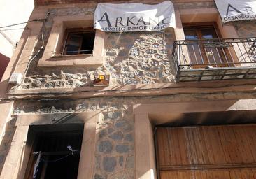 Vuelven a okupar la casa de la calle Velódromo incendiada el domingo