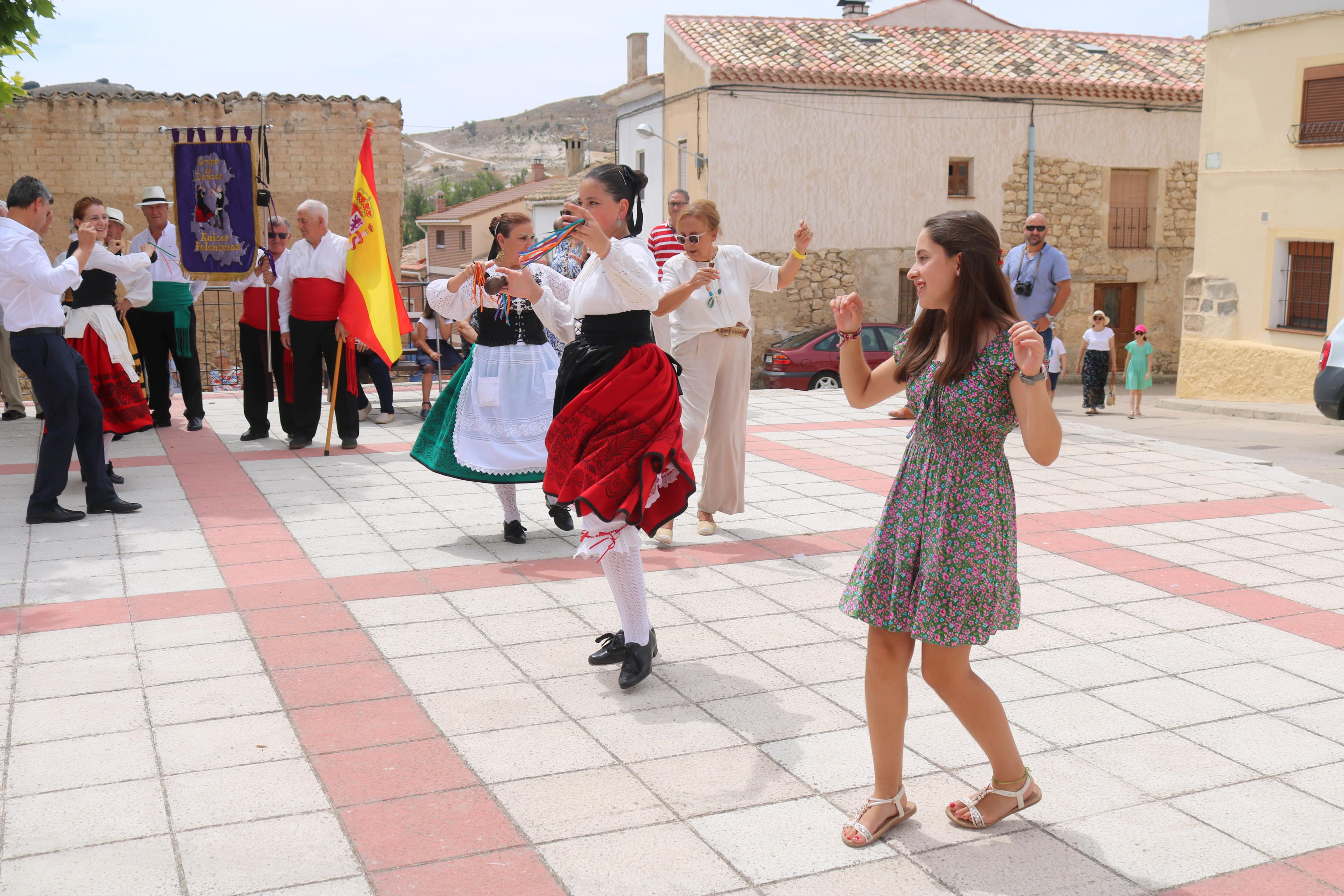 Villaconancio se rinde a la Virgen de Mediavilla