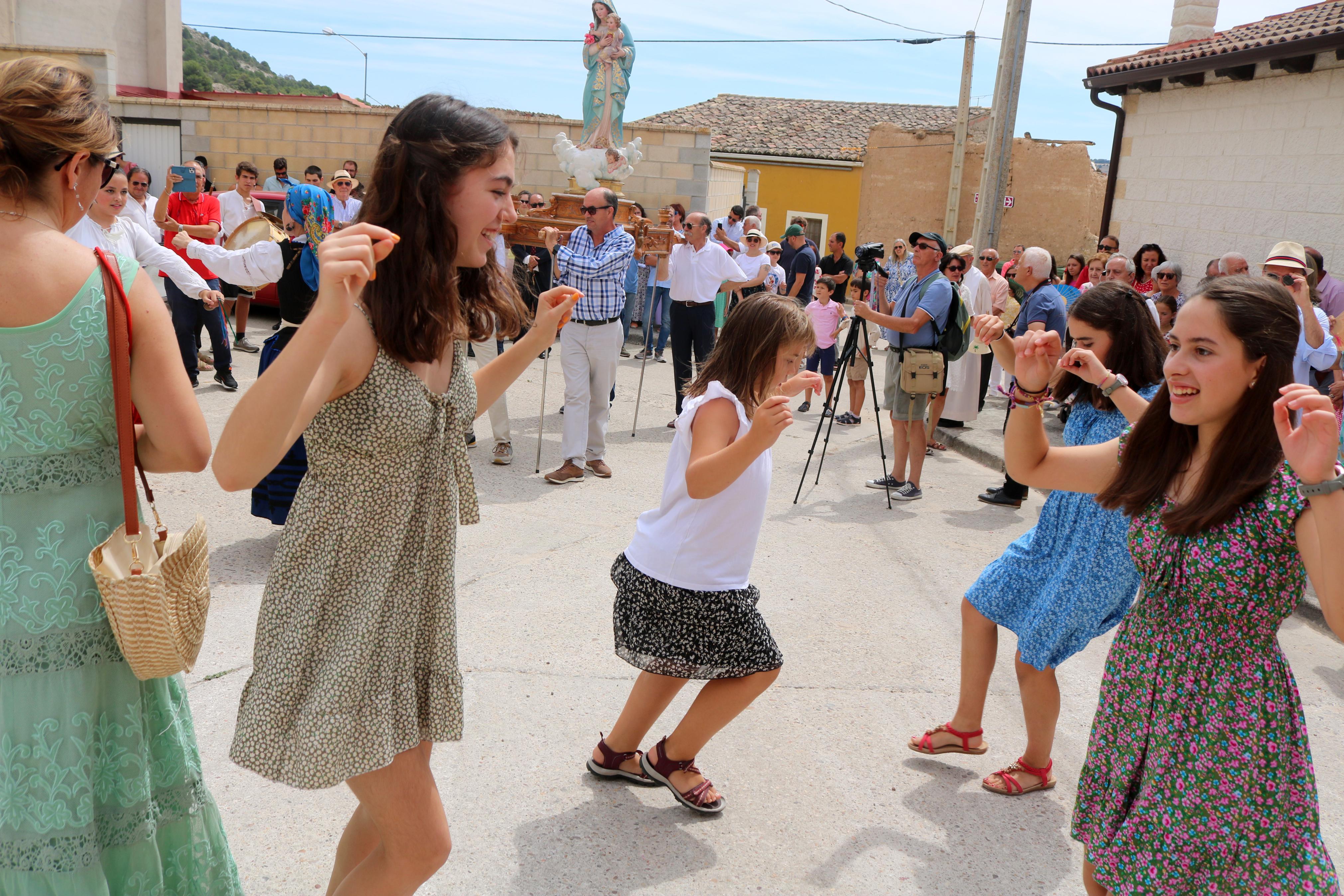 Villaconancio se rinde a la Virgen de Mediavilla