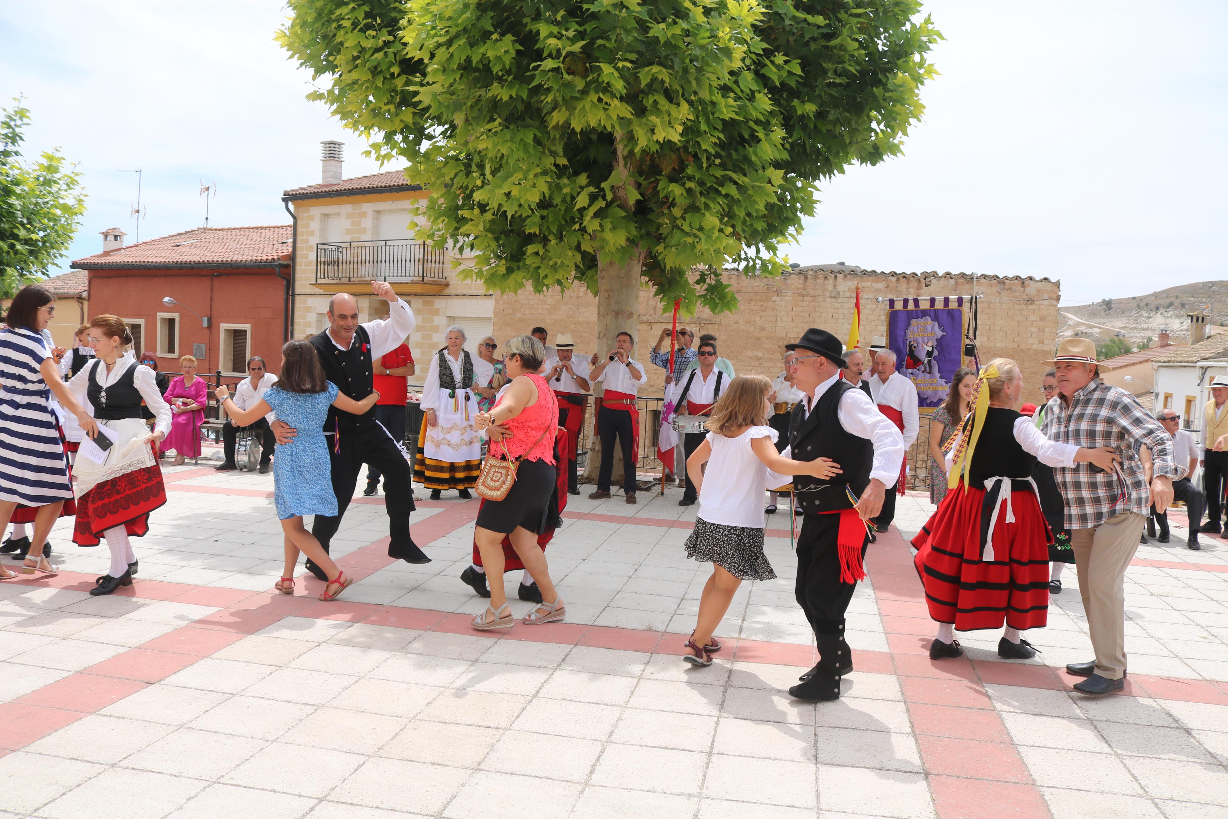 Villaconancio se rinde a la Virgen de Mediavilla