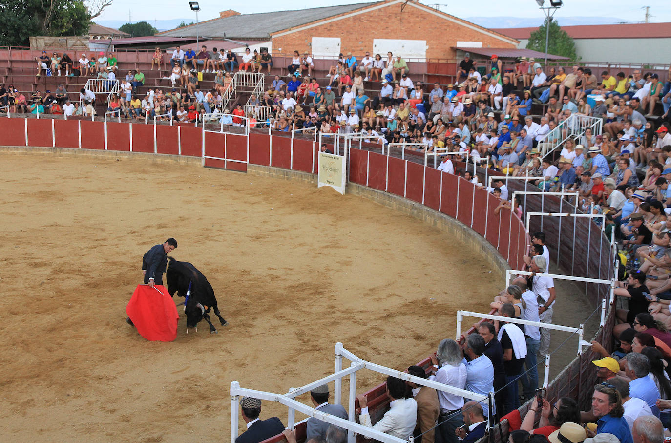 Jesulín de Ubrique reaparece en la plaza de toros de Mozoncillo