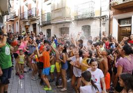 Los más jóvenes disfrutan del último día de las fiestas de Peñafiel