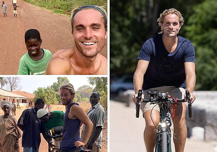 Juan Robles, a la derecha, tras completar su viaje personal por África.