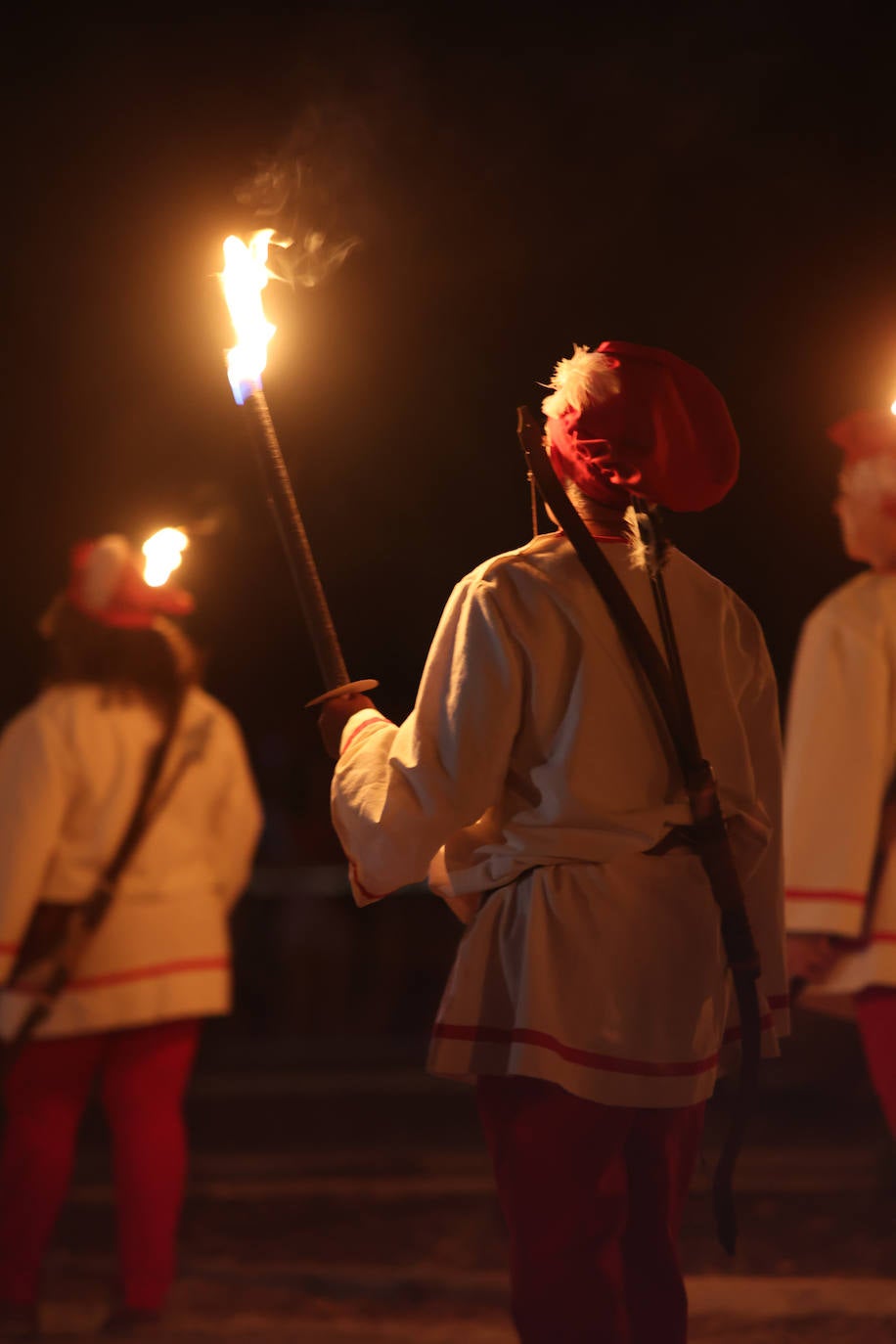 Desfile de antorchas en la Feria Renacentista de Medina del Campo